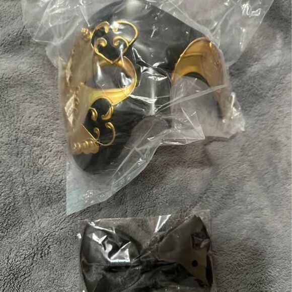 NEW Black/Gold Opera Design Venetian Party Masquerade Face Mask W/ Bow Tie - Picture 4 of 8